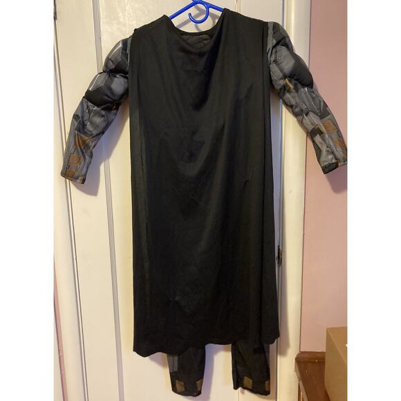 RUBIES DC JUSTICE BATMAN MUSCLE CHEST CHILD COSTUME SIZE M W/MASK & CAPE - Picture 3 of 9